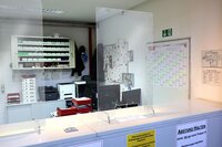 Plexiglas beschermingswand